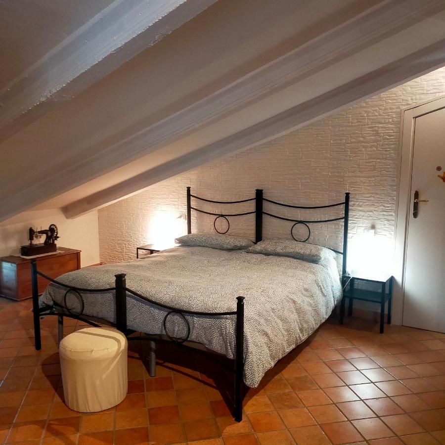 Apartamento MANSARDA VITI - Sguardo su Frontone - Exterior foto