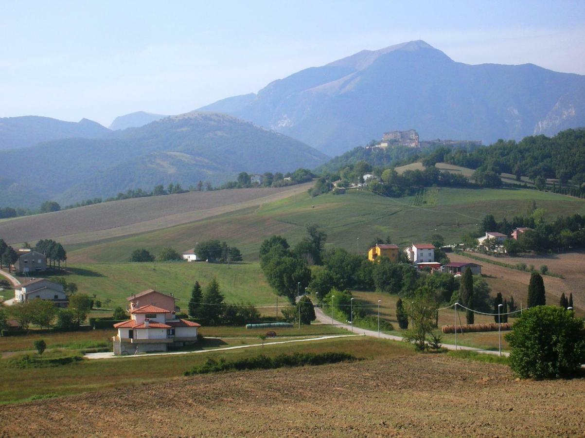 Apartamento MANSARDA VITI - Sguardo su Frontone - Exterior foto